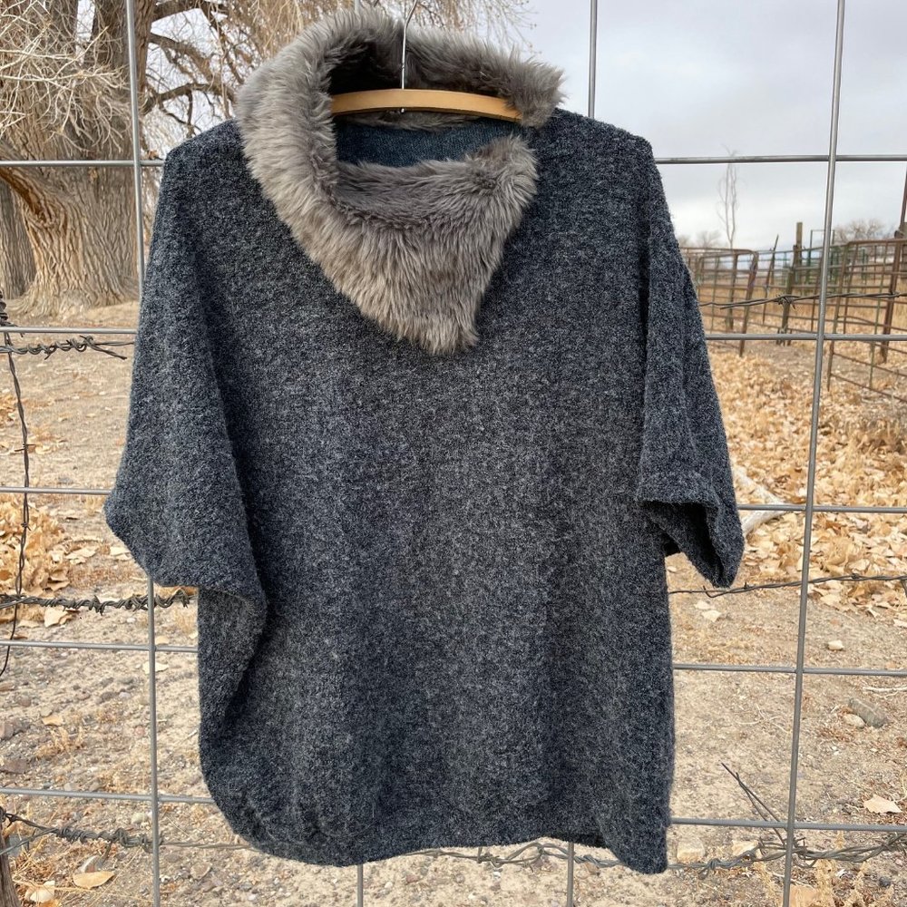 Vintage Faux Fur Stylish Turtleneck Grey Shirt/Blouse Women's Small or Medium